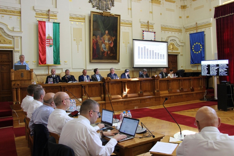 Beszámolt a megyei rendőrfőkapitány