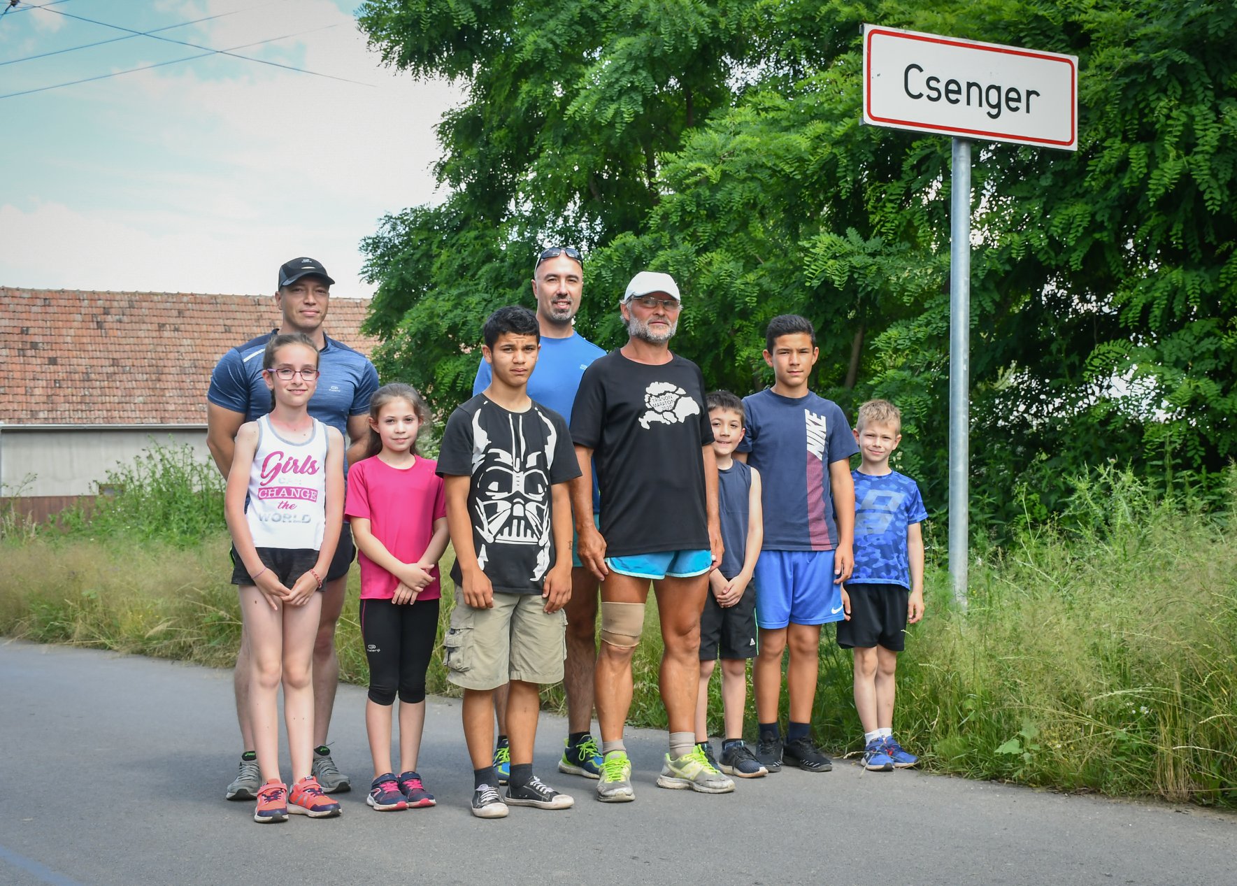 Megyénkbe érkezett Juhos Gábor futó