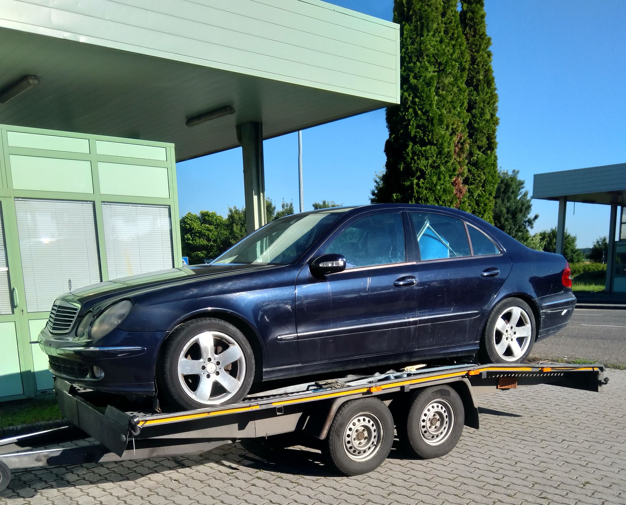 Körözött gépkocsit foglaltak le a rendőrök Csengersimán