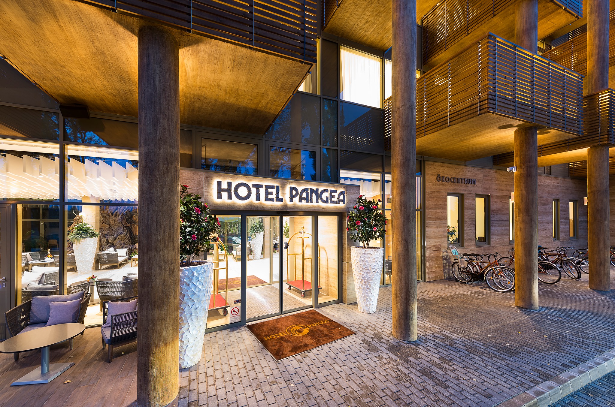 Újabb díjat zsebelt be a Pangea