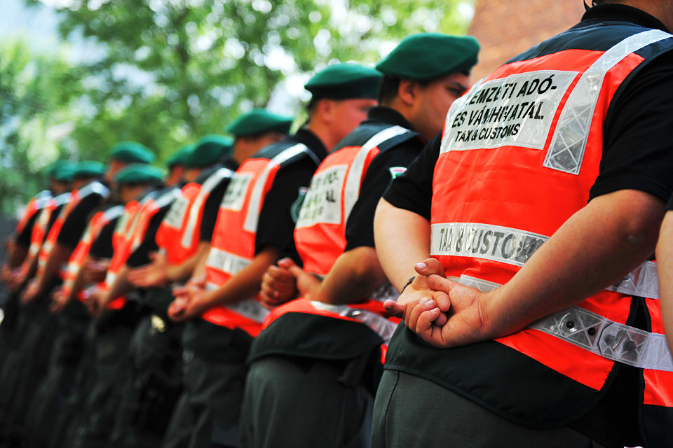 Cigarettacsempészet vasúton és közúton