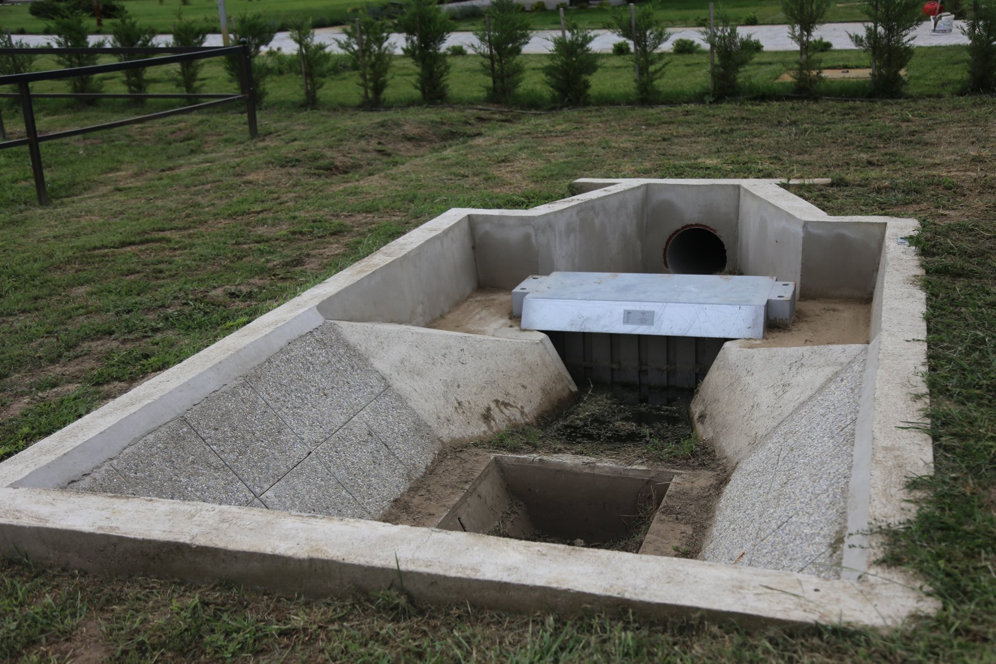 Megújult belvíz elvezetőket adtak át Biriben