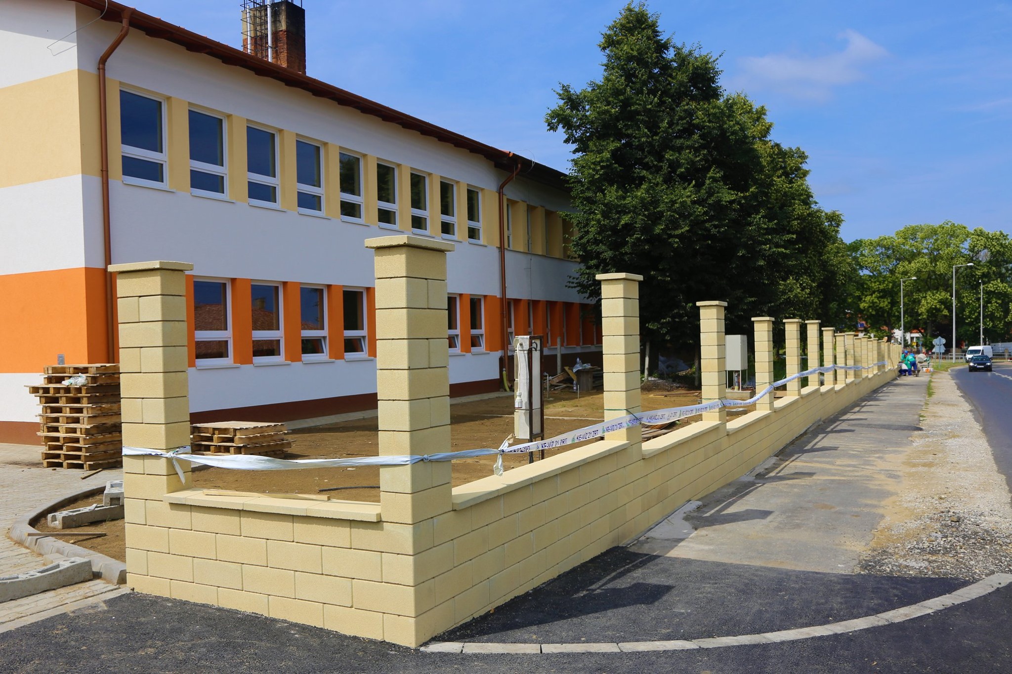 Hamarosan befejeződnek a munkálatok a nyírbogáti általános iskolában