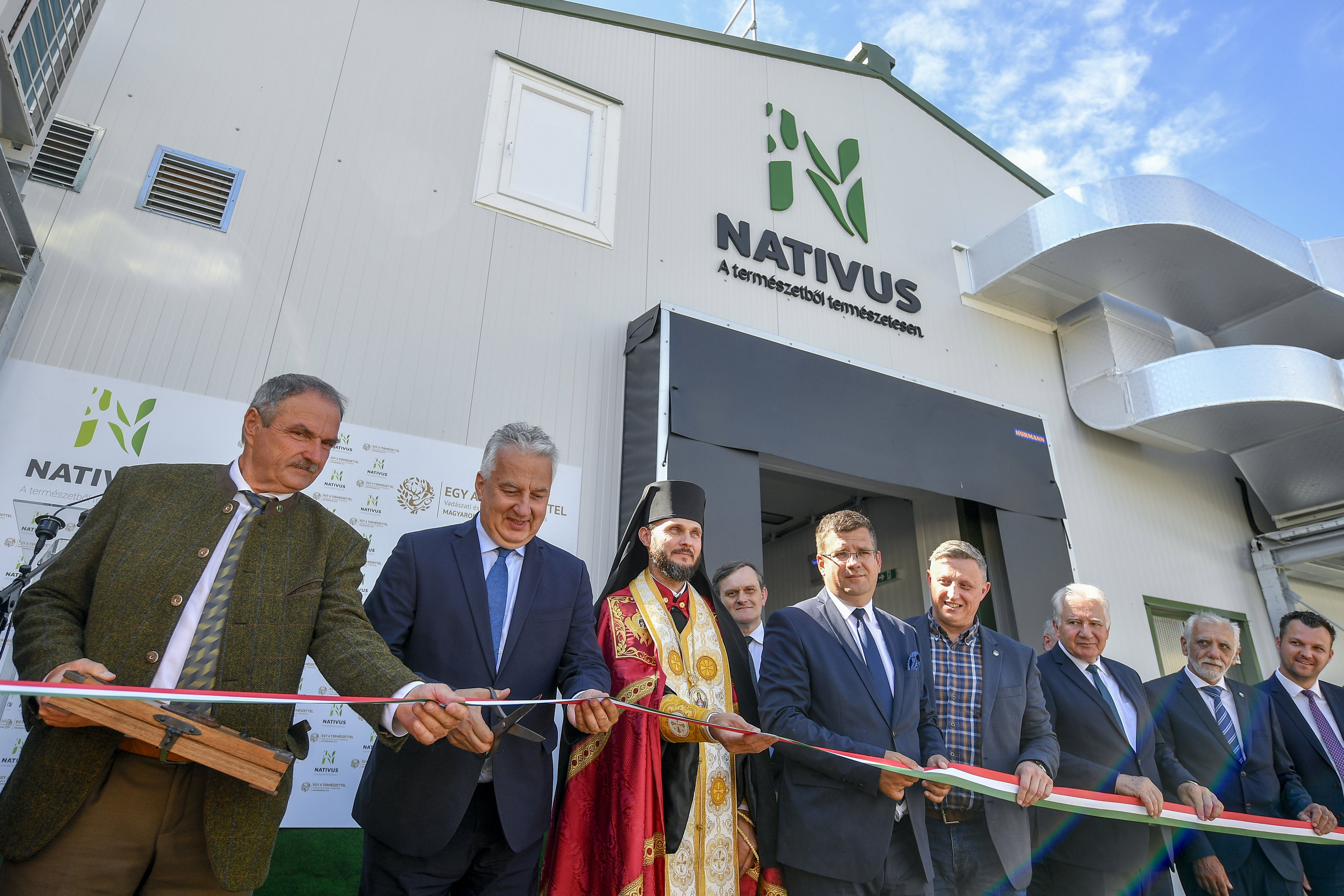 Vadhúsfeldolgozó üzem létesült Napkoron