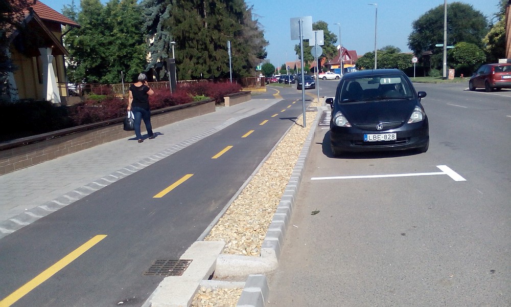 Nem csak kerékpárutat, hanem oktatást is kaptak a csengeri biciklisek