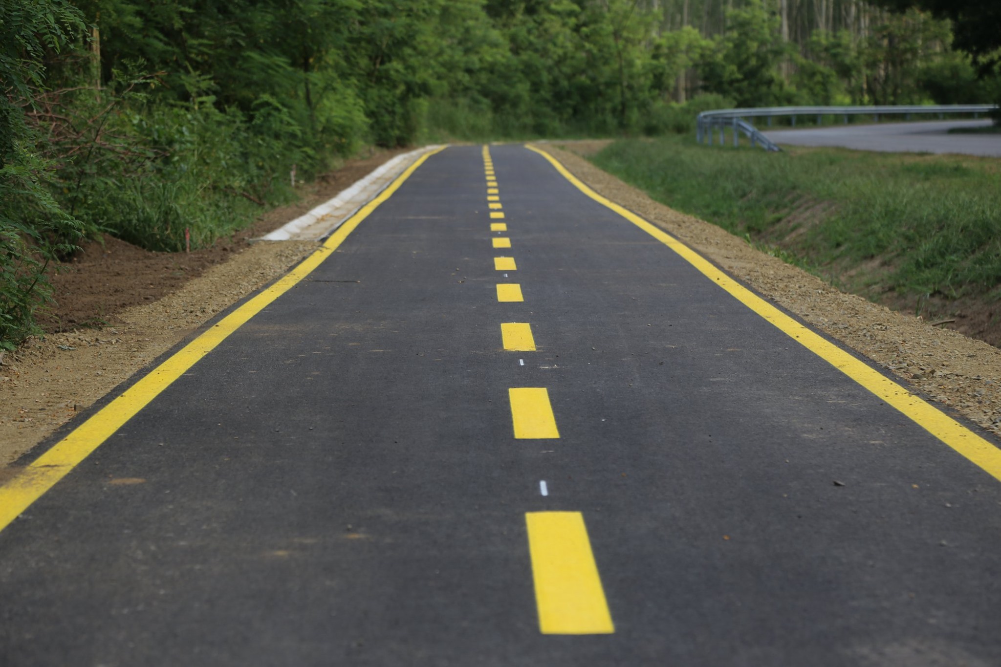 Átadták a Balkány és Biri között megépült kerékpárutat