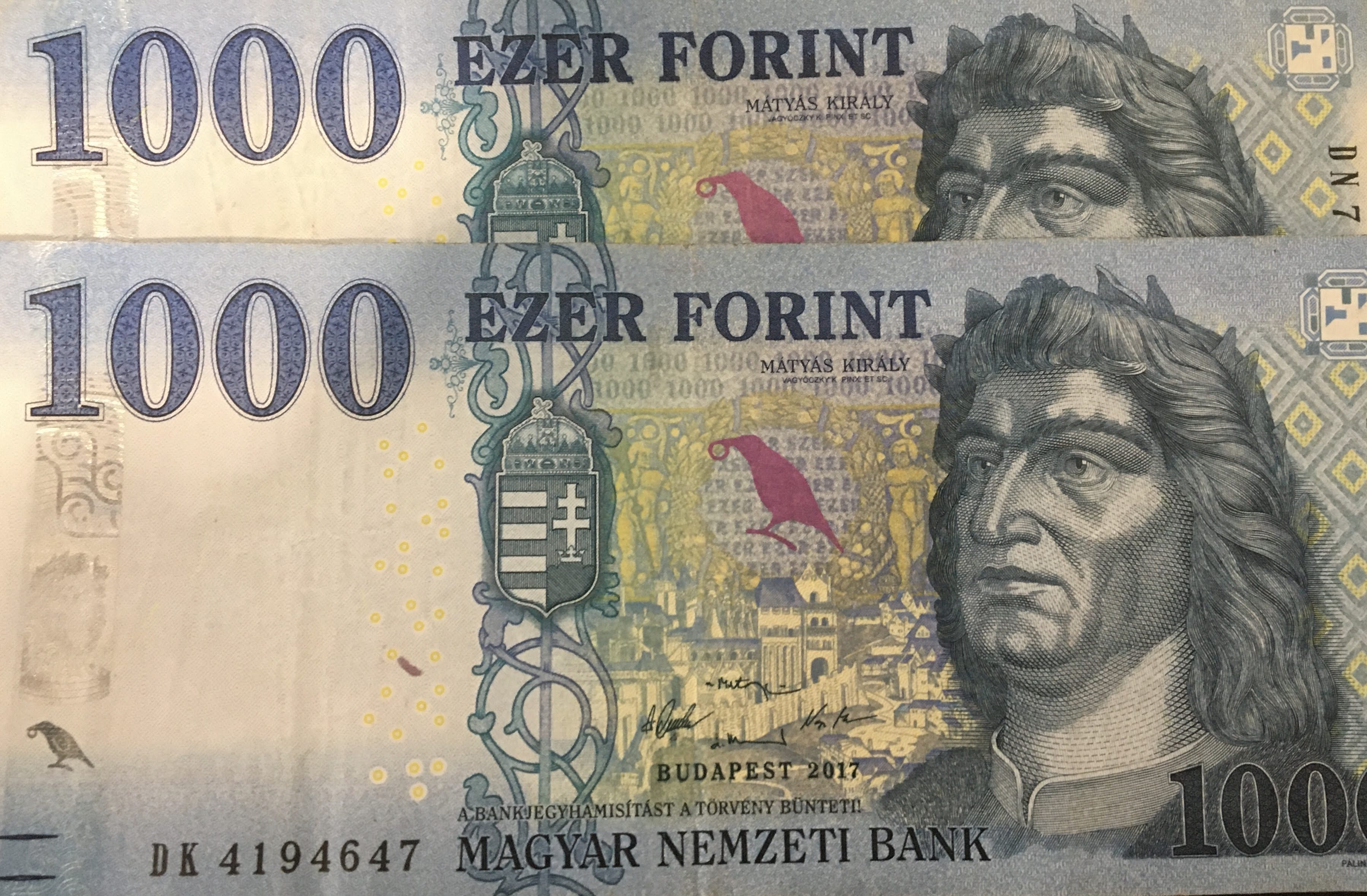 Fiataloktól zsarolt ki pénzt egy pár Nyíregyházán