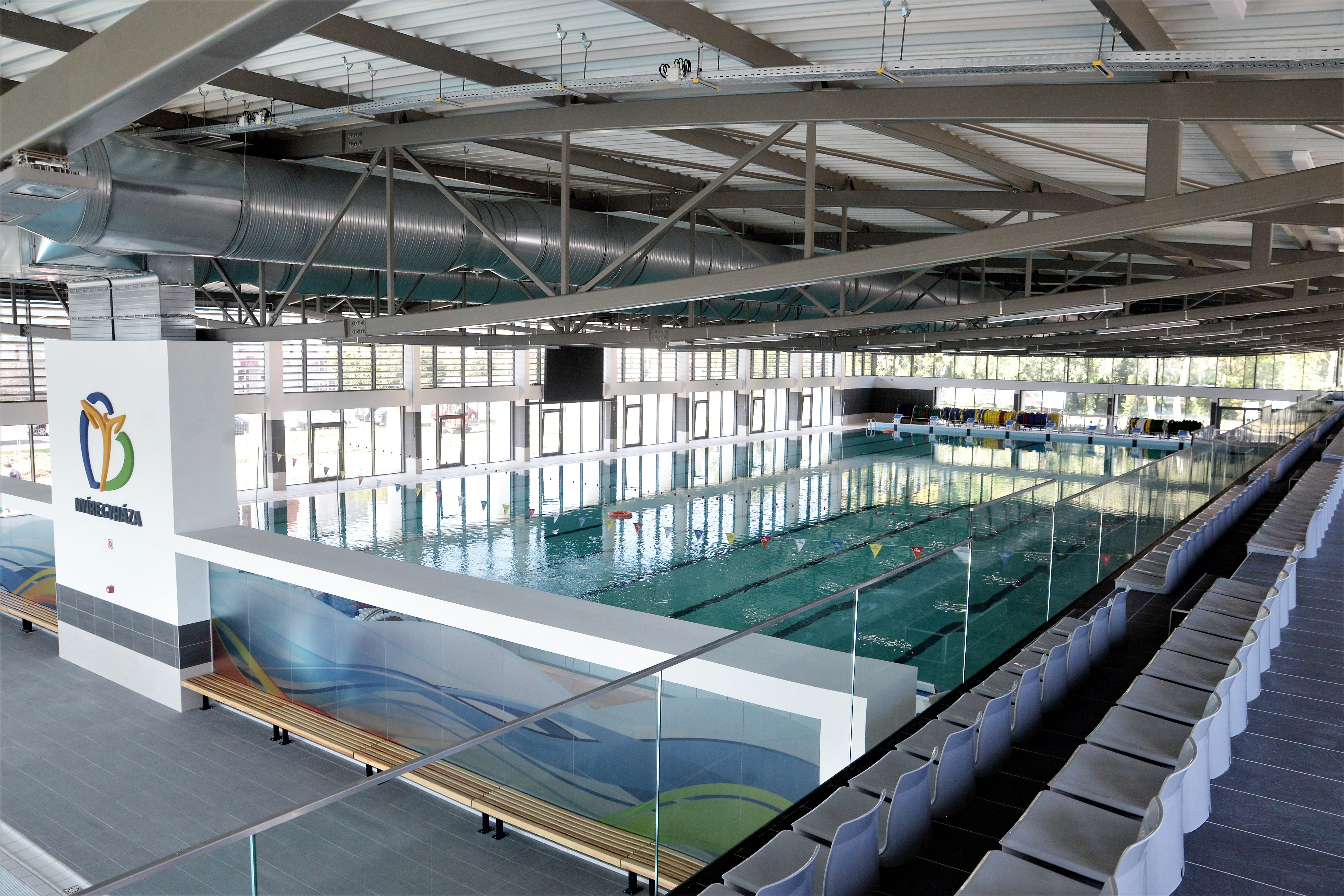 A nyitásra készül Nyíregyháza új uszodája