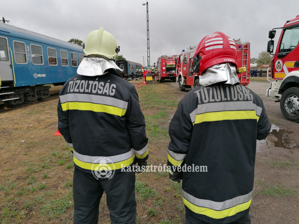 Vasúti balesetet szimuláltak megyénkben