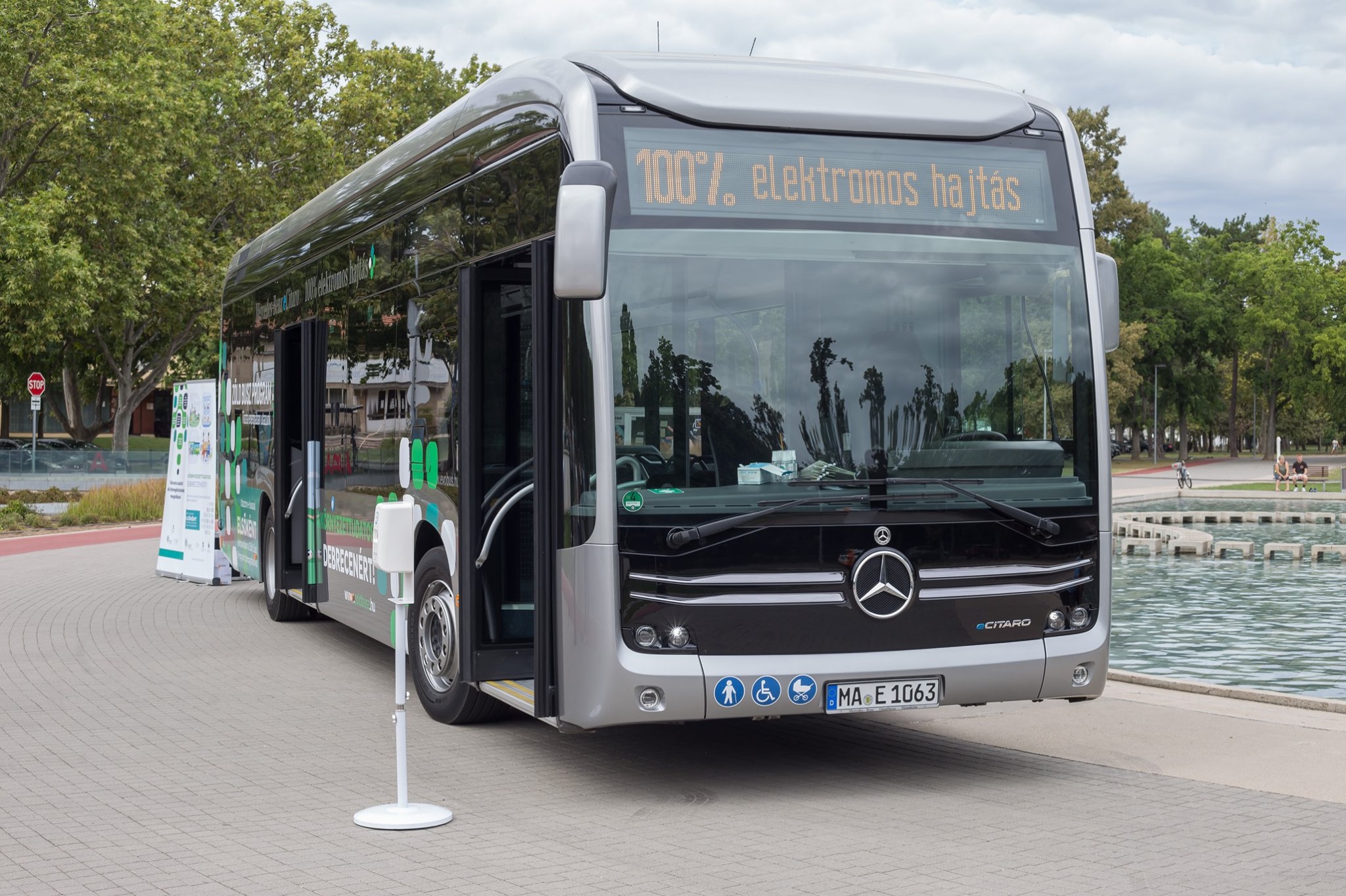 Hamarosan elektromos buszok is közlekednek városszerte