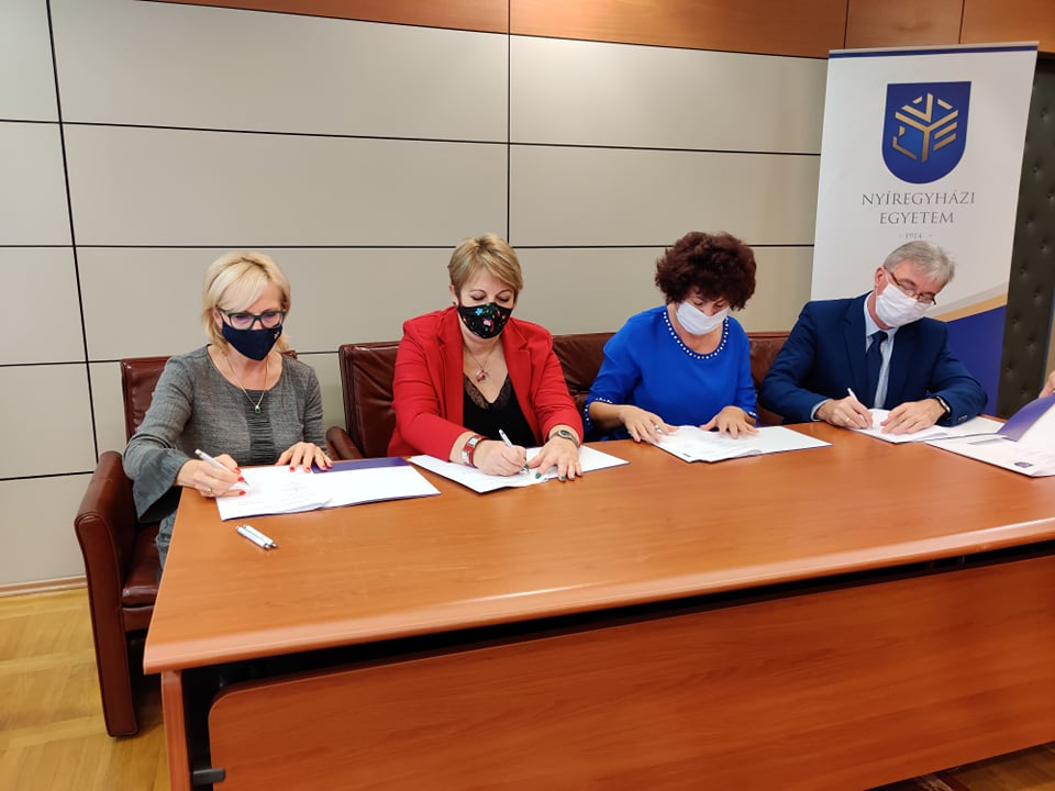  Együttműködik az Egészségügyi Kar és a Szakképzési Centrum