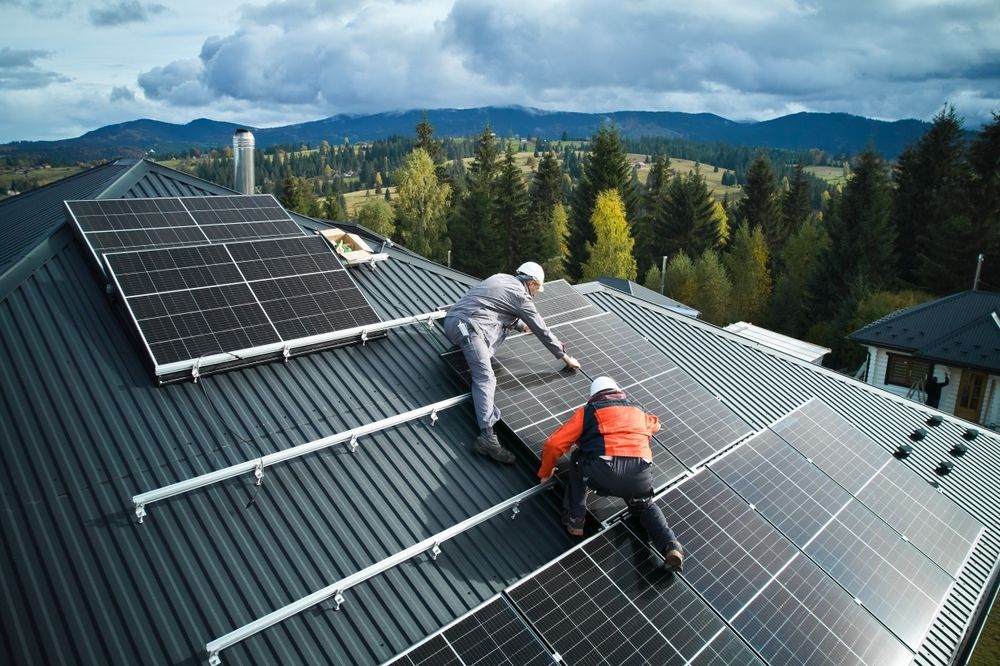 Még egy hónapig várják a támogatási kérelmeket a Napenergia Plusz Programban 