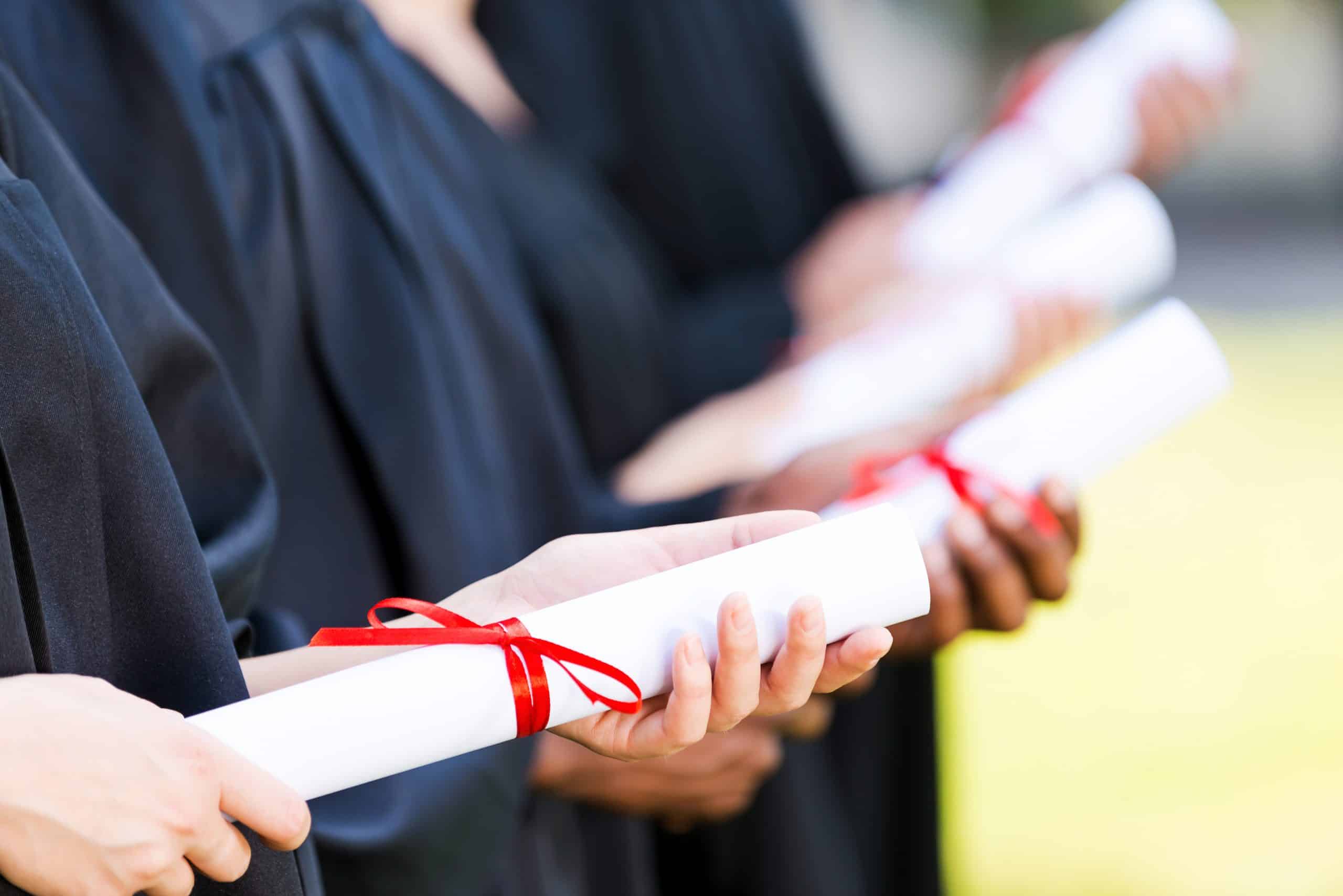 Segítő szakemberek diplomáztak