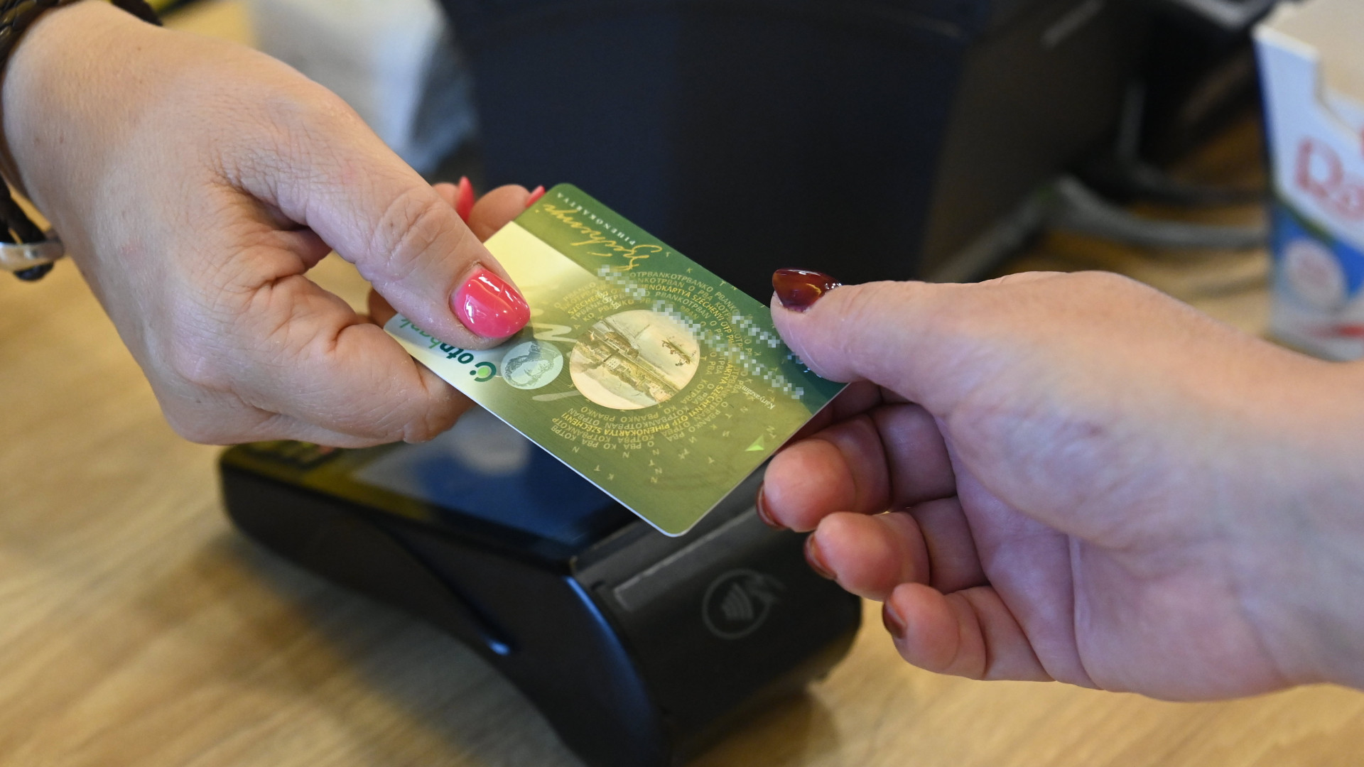 OTP Bank figyelmeztetést adott ki a SZÉP-kártyás ügyfelek védelmében