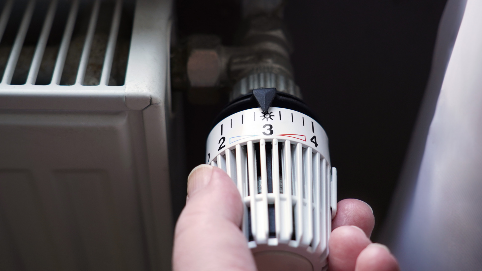 Súlyos bírság jöhet, ha valaki nem úgy fűt és nem azzal, amivel kellene