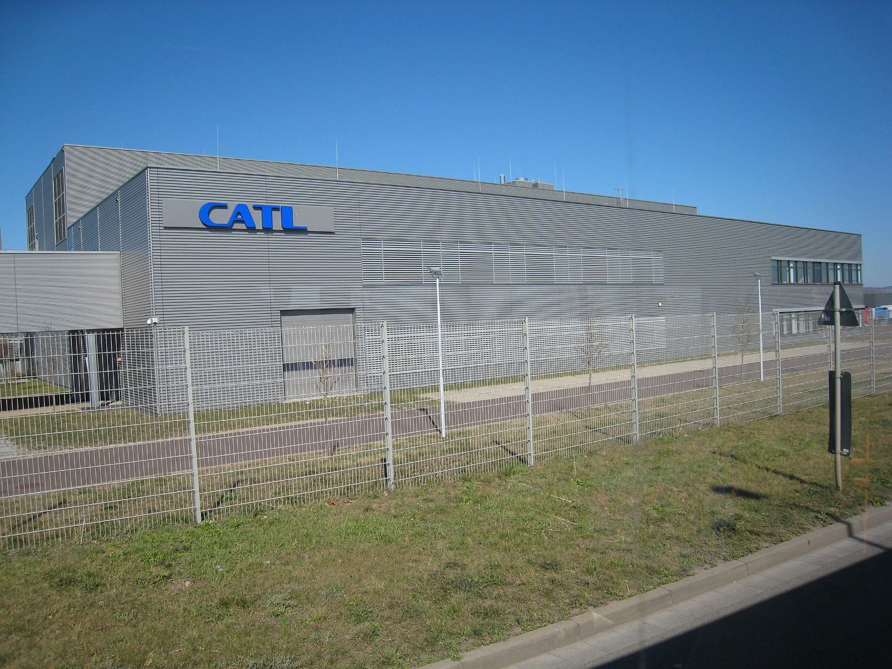 Újra toborz az akkugyár 