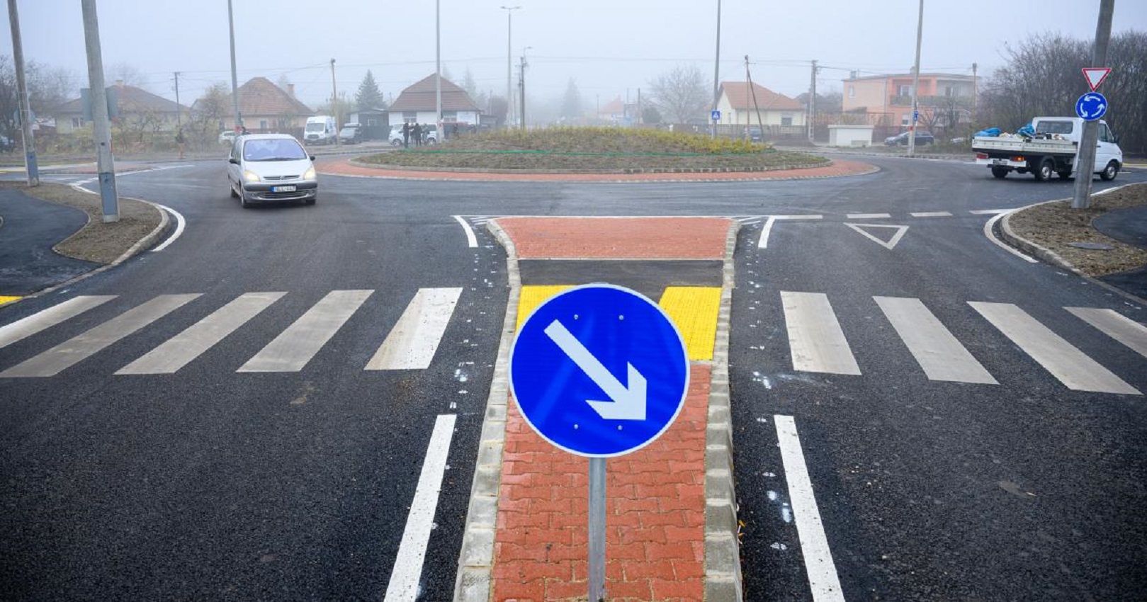 Közlekedésfejlesztés Debrecenben: Átadták a Mandolás utca II. ütemét