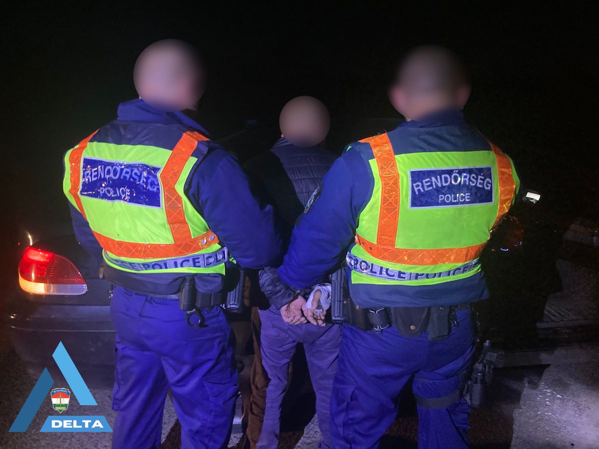 Fél kiló droggal bukott a nagykállói díler