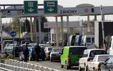 Hétfőn minden közúti átkelő megnyílik az ukrán-magyar határon