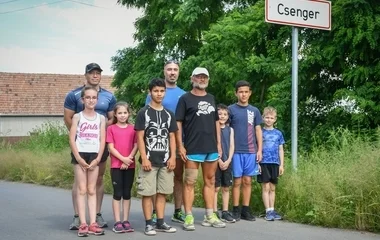 Megyénkbe érkezett Juhos Gábor futó