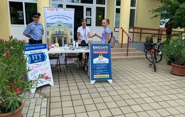 Police Coffee Leveleken és Gyulaházán