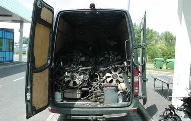 Körözött motorblokkot foglaltak le Záhonynál