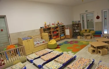 Új bölcsődét adtak át Biriben