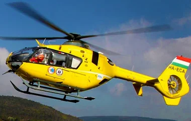 Biciklist sodort el Demecserben egy kisteherautó