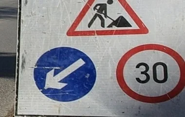 Folynak a munkálatok a Benczúr-Bessenyei terek körül