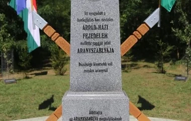 Aranyszablya Emlékhelyet avattak Geszteréden