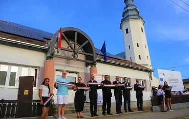 Átadták a megújult Fábiánházi Általános Iskolát