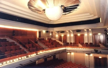  Számos intézkedést vezet be a nyíregyházi színház