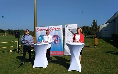 Szakszerű labdarúgó oktatással bővül a tanterv két nyíregyházi iskolában