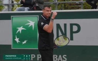 Szépen menetel Párizsban a nyíregyházi teniszező