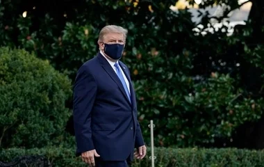 Kórházba került az amerikai elnök, koronavírus-fertőzés miatt