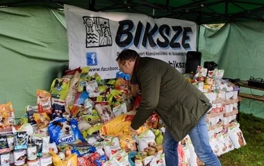 3,5 tonna adomány a megye állatotthonai számára