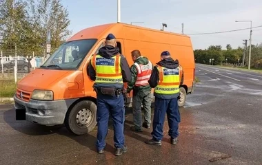Közösen ellenőriztek a nyírbátori rendőrök és pénzügyőrök