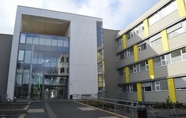 Több háziorvos is segíti a covid betegek ellátását a nyíregyházi kórházban