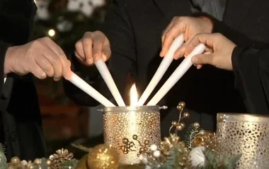 Vasárnap már a harmadik gyertyát gyújtják meg Debrecen adventi koszorúján