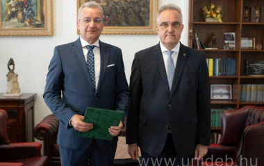 Új korszak kezdődik Debrecenben a genetikai ellátásban.