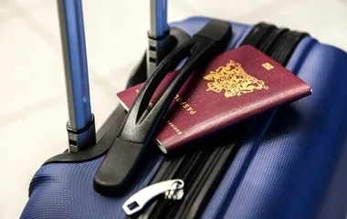 Drágább lehet a repülés az új kézipoggyász-szabályok miatt – tiltakozik a WizzAir