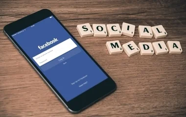 Eltűnnek a politikai hirdetések a Facebookról és az Instagramról