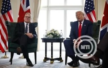 Donald Trump 10-12 napos határidőt szab az ukrajnai háború befejezésére