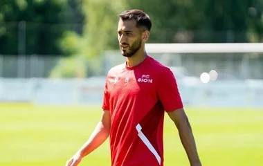 Svájci csatárt igazolt a Debrecen