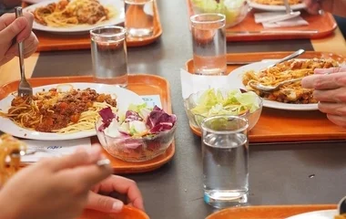 Börtönkosztot kapnak a Balmazújvárosi gyerekek