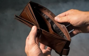 Több megyei jogú város is a csőd szélén áll
