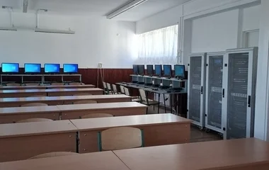 Megújult a Kazinczy Ferenc Általános Iskola informatika terme