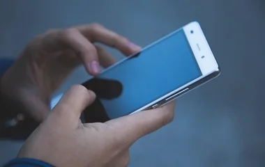 Több ezer androidos telefon fertőződött meg Európában