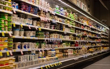 Mindenszentek és Halottak Napja miatt változik a boltok nyitvatartása a hétvégén