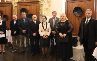 Életre kelt agyagrögök címmel új időszaki kiállítás nyílt a Debreceni Református Nagytemplomban.